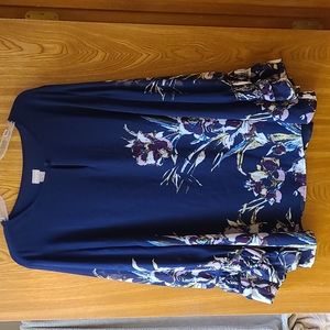 Chicos size 4 pretty chiffon blouse.